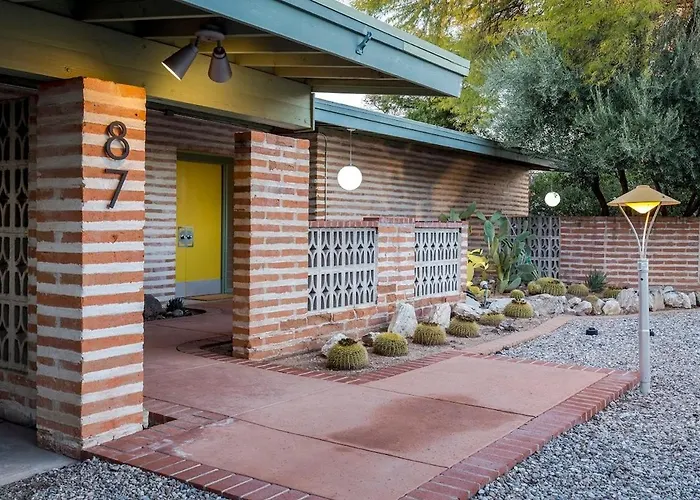 Holiday home Mid-century Modern Wow *