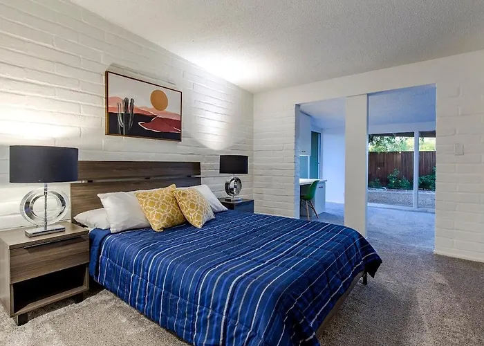 Mid-century Modern Wow Holiday home *